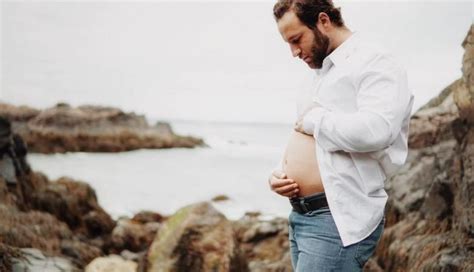 calvin klein homme enceinte.